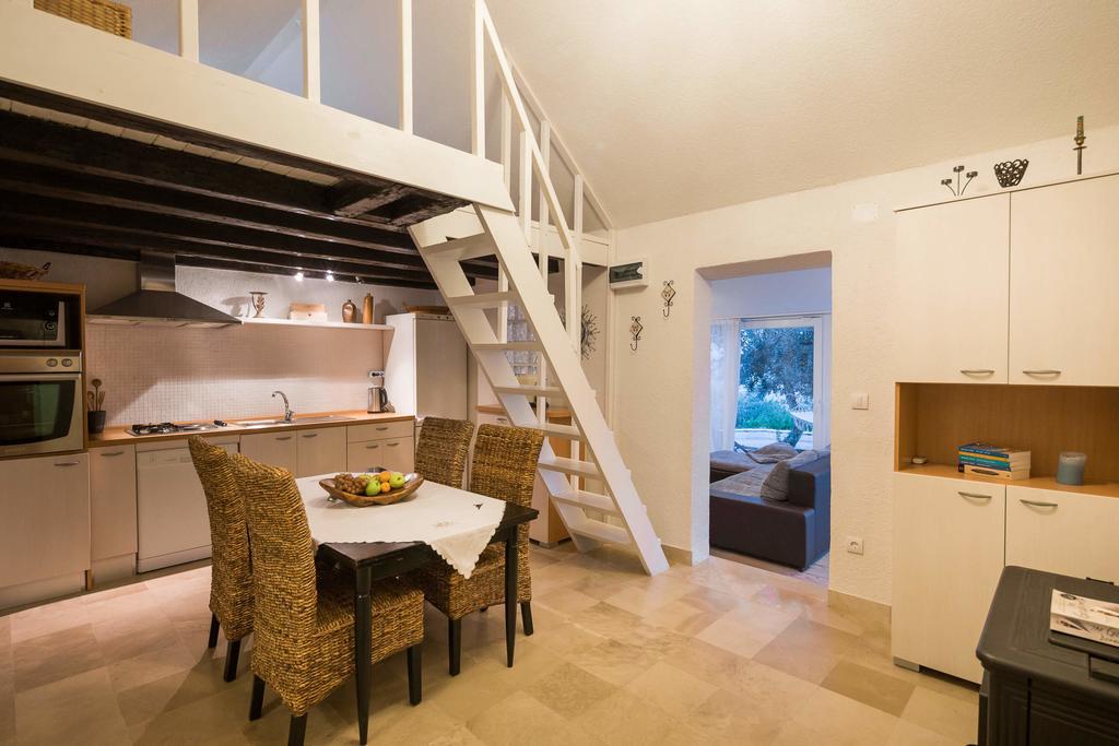 Holiday Home Zlatni San - Private Heated Pool Bol Zimmer foto