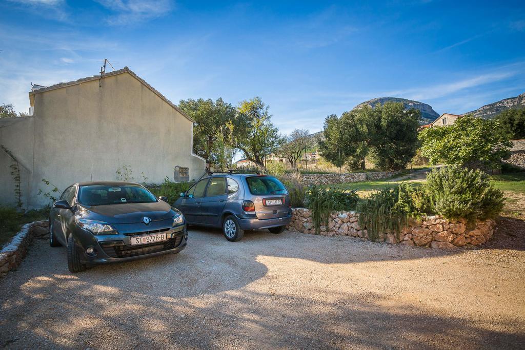 Holiday Home Zlatni San - Private Heated Pool Bol Zimmer foto